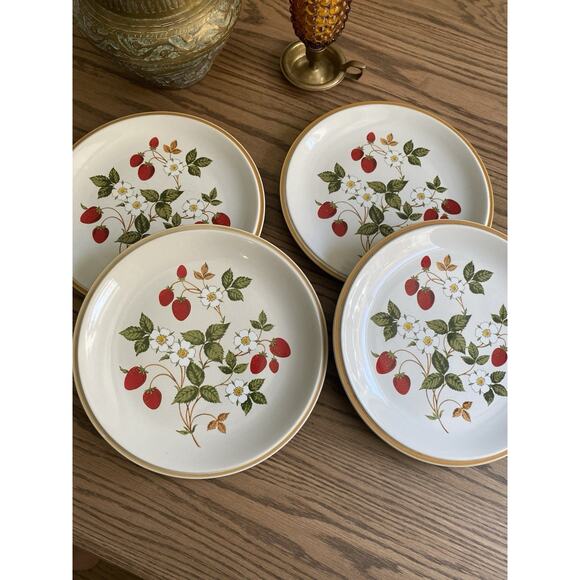 Sheffield Other - Vintage Sheffield Strawberries N Cream Stoneware Dinner Plates 10 1/2” Set Of 4